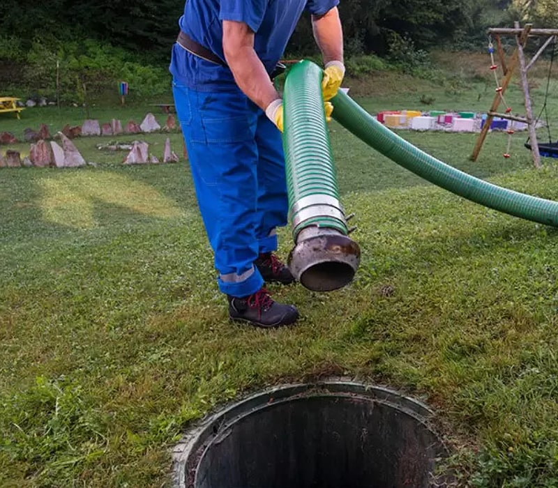 Lynnwood-Septic-System-Pumping